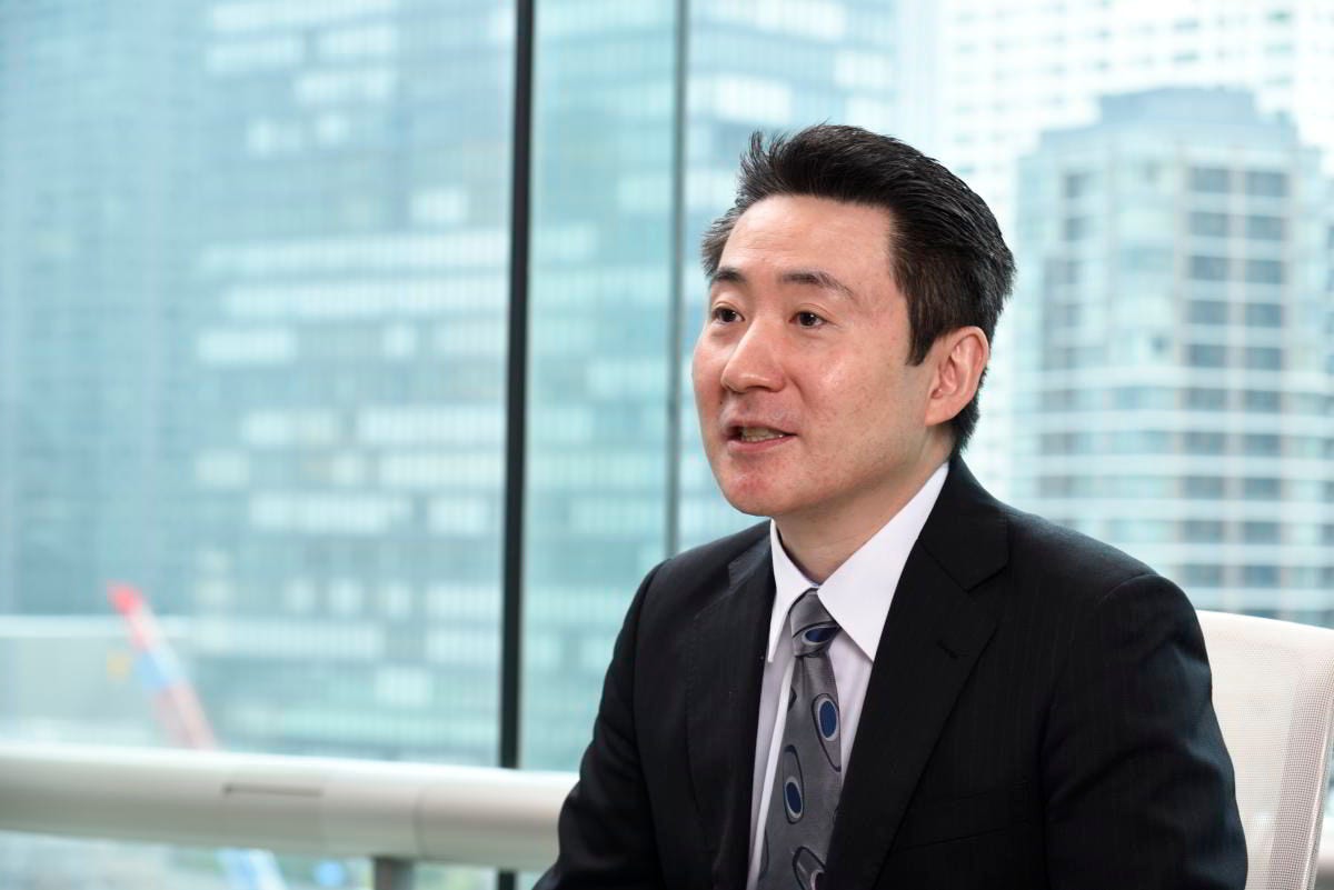 吉村 政穂 氏