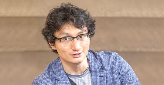 Japanese alt text: 小島教授