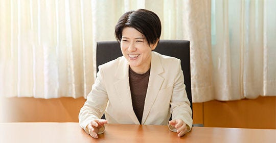 Japanese alt text: KPMG　麻生
